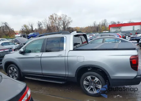 2019 Honda Ridgeline Rtl z USA, uszkodzony, nr VIN 5FPYK3F57KB041416